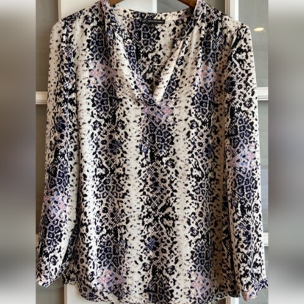Adrianna Papell Pleated Georgette Blouse Realistic snejk Print SizeXL